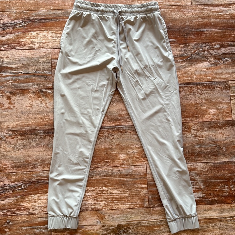ZYIA Light Gray Jogger Pants Size S - Picture 2 of 5